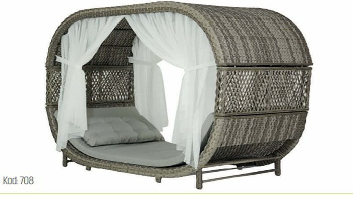 ROMANTICA OUTDOOR BED WITH CANOPY 3 11zon 1