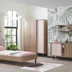 Alice Young Room Set
